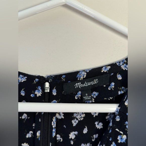 Madewell Black Ruffle-Sleeve Tie-Waist Jumpsuit in Blue Baby's Breath - Small - Picture 11 of 13